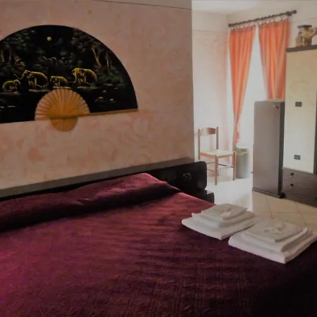 L'elefantino - Bed And Book Bed and breakfast Roccasparvera
