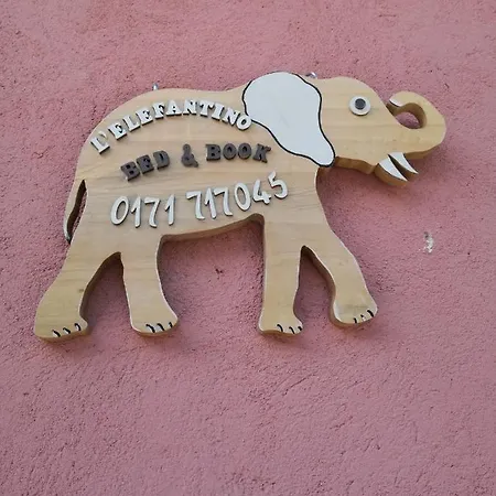 L'elefantino - Bed&book Bed & Breakfast 3*
