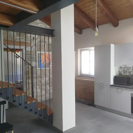 L'elefantino - Bed And Book Bed and breakfast